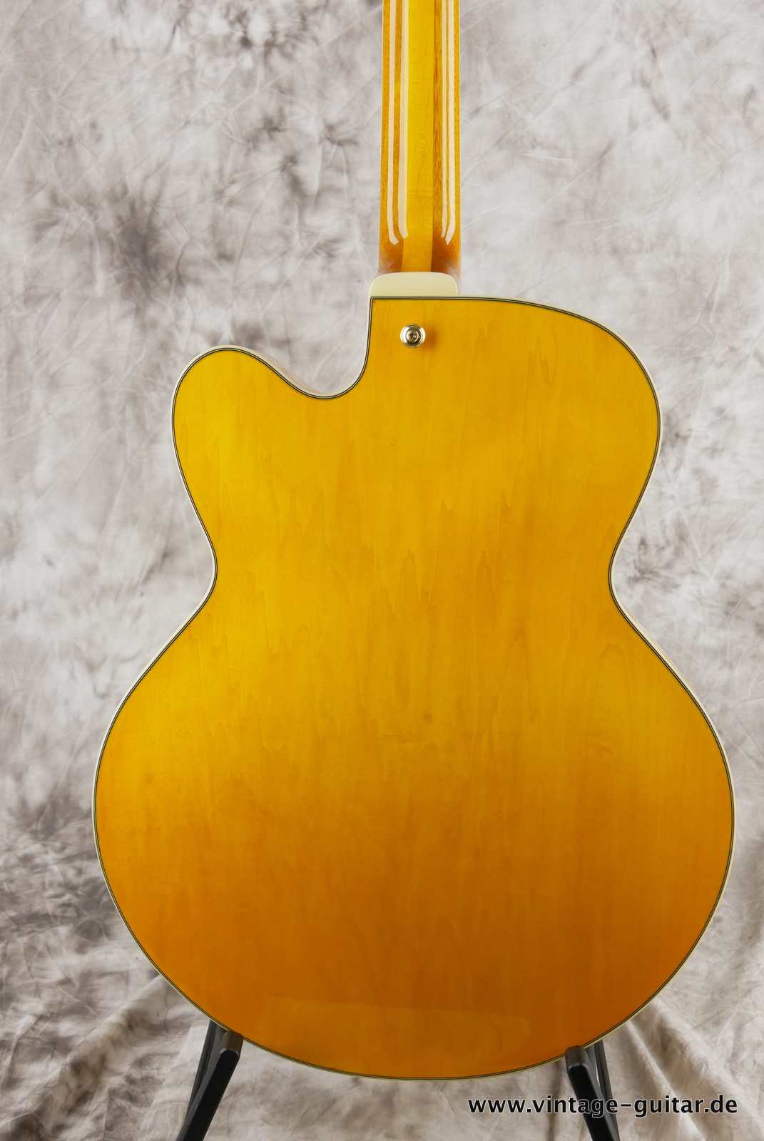 img/vintage/5519/Ibanez_PM_2 Pat_Metheny_China_antigue_amber_2016-004.JPG